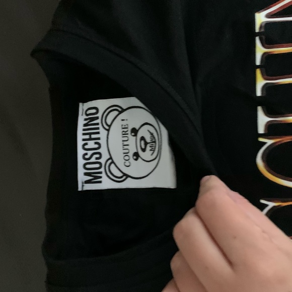 MOSCHINO T-SHIRT NEVER WORN! - Picture 4 of 4